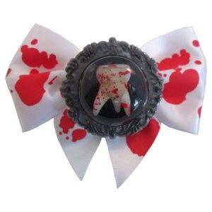 Breaking teeth hair bow